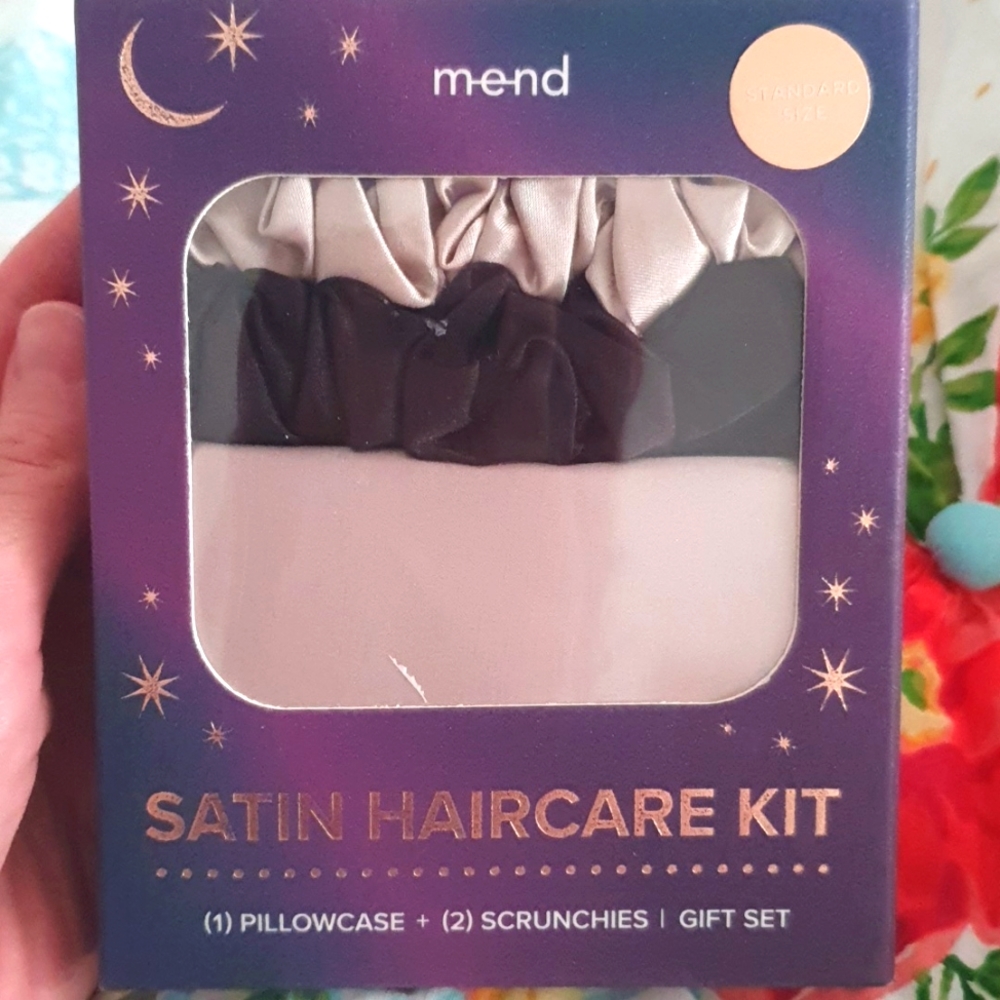 Satin Haircare Kit Gift Set